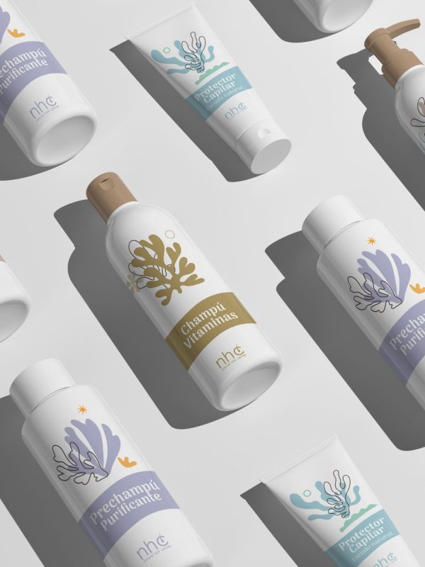 El proyecto implicó la creación de un sistema visual unificado, funcional escalable, y una estrategia de diferenciación por colores adaptado a las demandas de un entorno clínico y a las limitaciones productivas de la industria cosmética.El proyecto implicó la creación de un sistema visual unificado, funcional escalable, y una estrategia de diferenciación por colores adaptado a las demandas de un entorno clínico y a las limitaciones productivas de la industria cosmética.