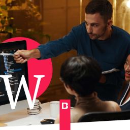 El sector del desarrollo web es una de las áreas más demandadas del mundo digital. Cada año, miles de personas deciden formarse en programación, diseño y tecnología para entrar en este mercado competitivo. Pero ¿cómo puedes conseguir trabajo más rápidamente en desarrollo web sin años de experiencia previa? Aquí te comparto estrategias probadas para abrirte paso en una de las carreras tech más prometedoras.